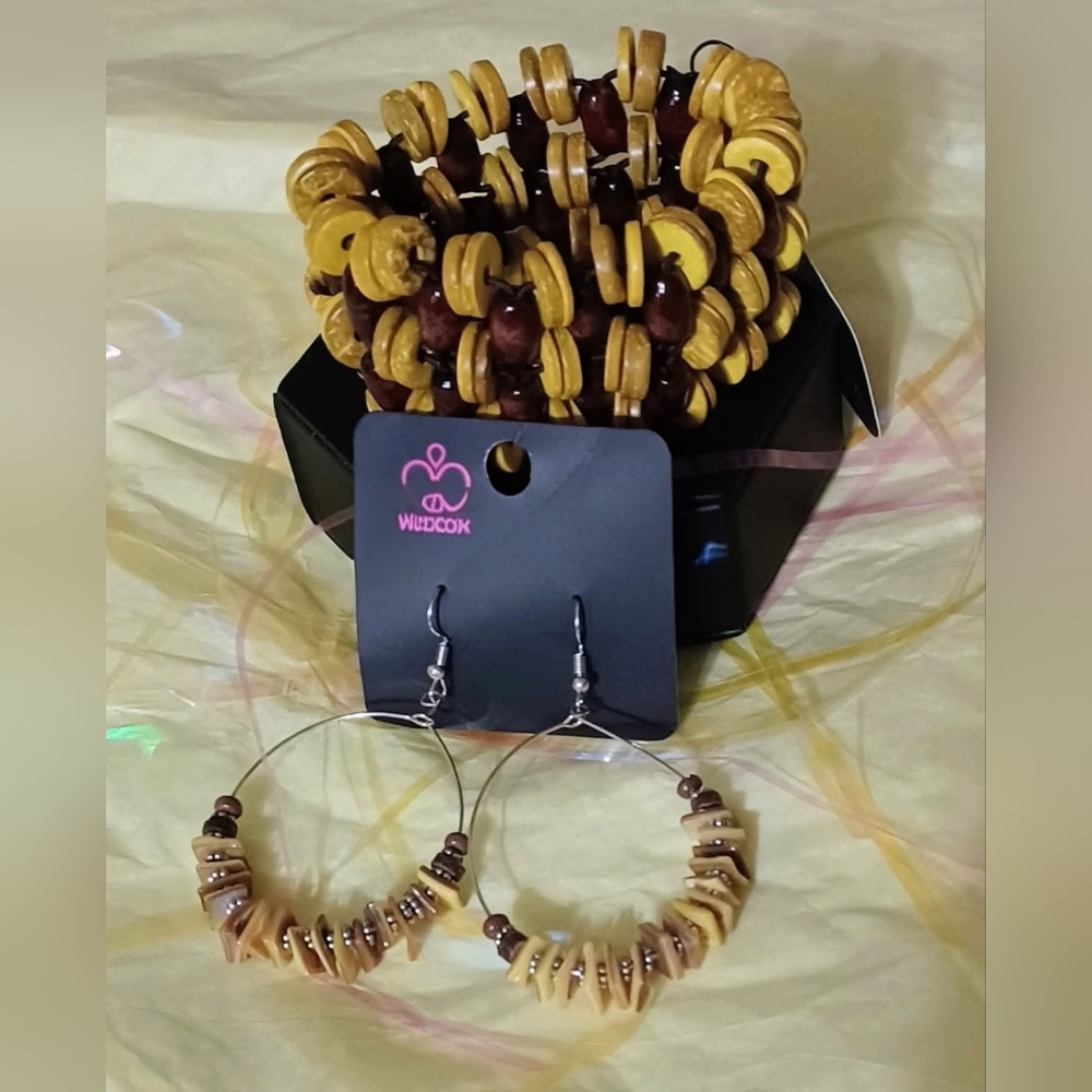 Brown 2 Piece and Yellow Jewelry Set